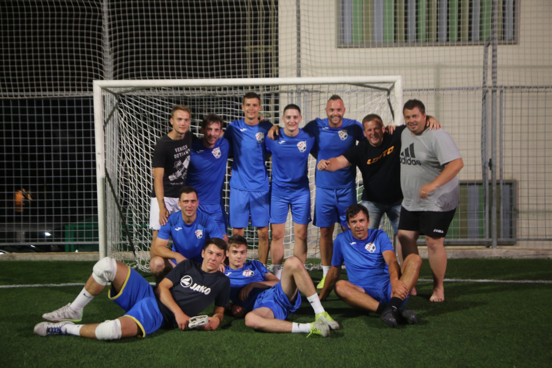 Murter, Betina, Jezera i Tisno ujedinili se i odigrali humanitarni turnir: 'Boli, ne mogu maknuti, ali nije mi žao'