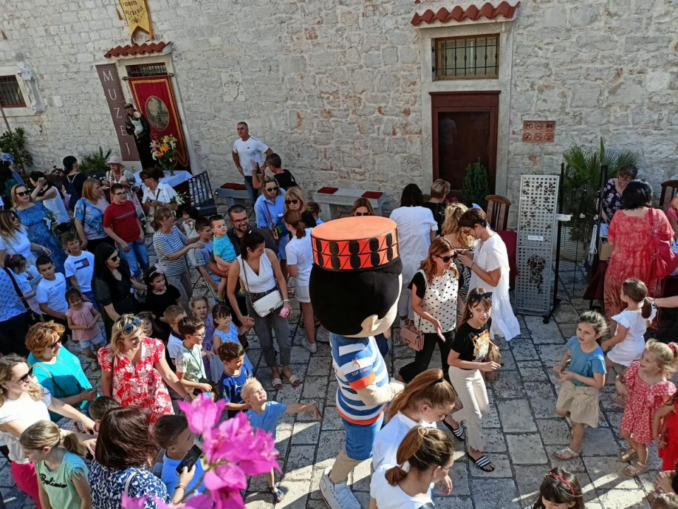U Šibeniku proslavljen blagdan sv. Ante, a za djecu organizirana i igraonica