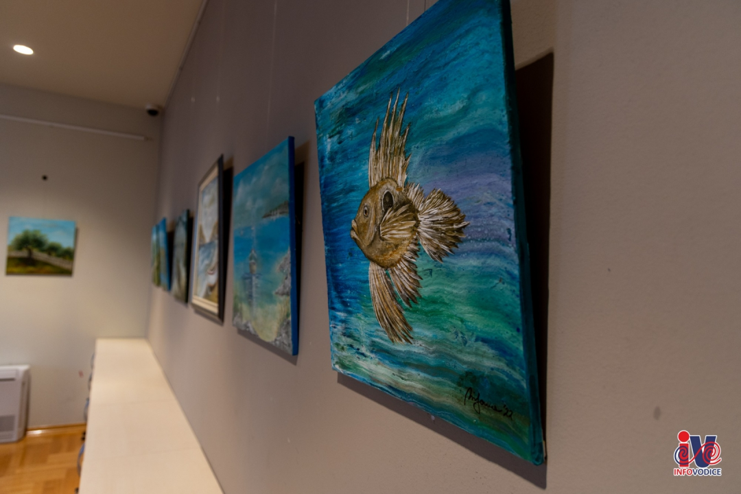 Biljana je dom pronašla u Vodicama, a sada je tamo i otvorila svoju prvu samostalnu izložbu