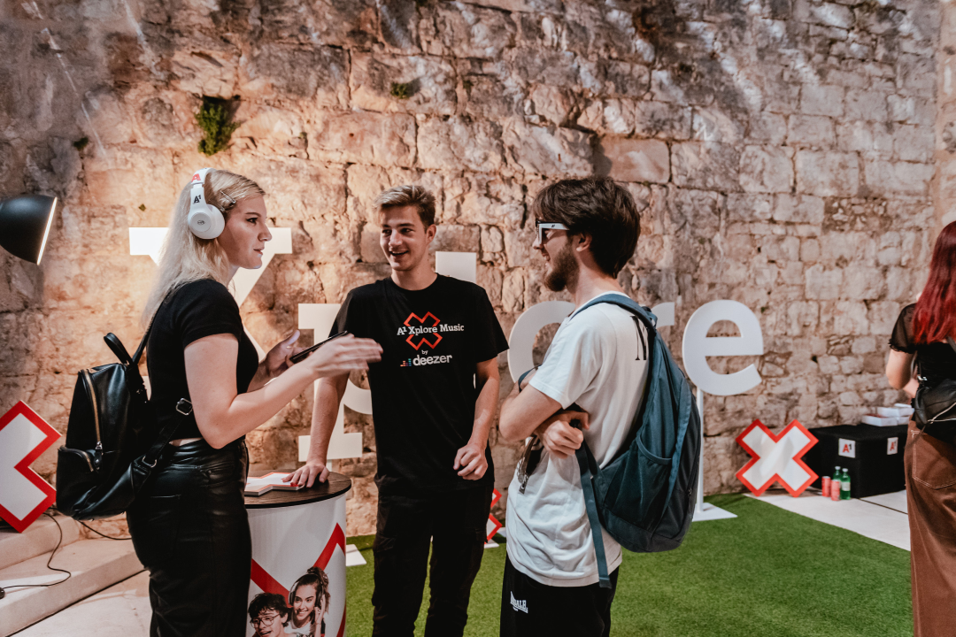 Publika na Mihovilu Pips, Chips &amp; Videoclips pjesmom vratila iz backstagea na treći bis