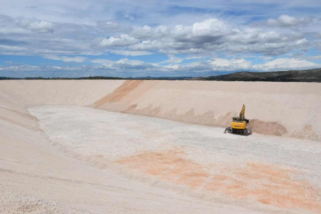 Jelić obišao radove na sustavu navodnjavanja Donje polje- Jadrtovac