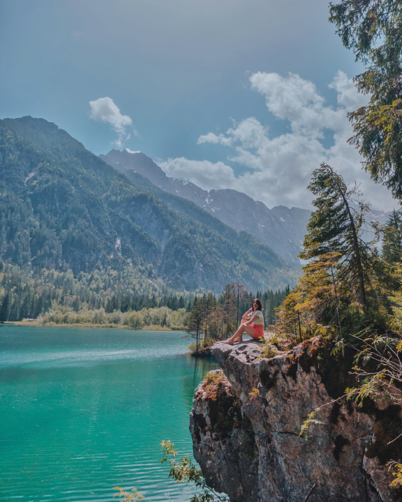  Sandru na društvenim mrežama prati 100 tisuća ljudi, a za dobru fotku diže se u zoru: 'Ljudi ne vjeruju da avion koji ste platili pet eura leti'
