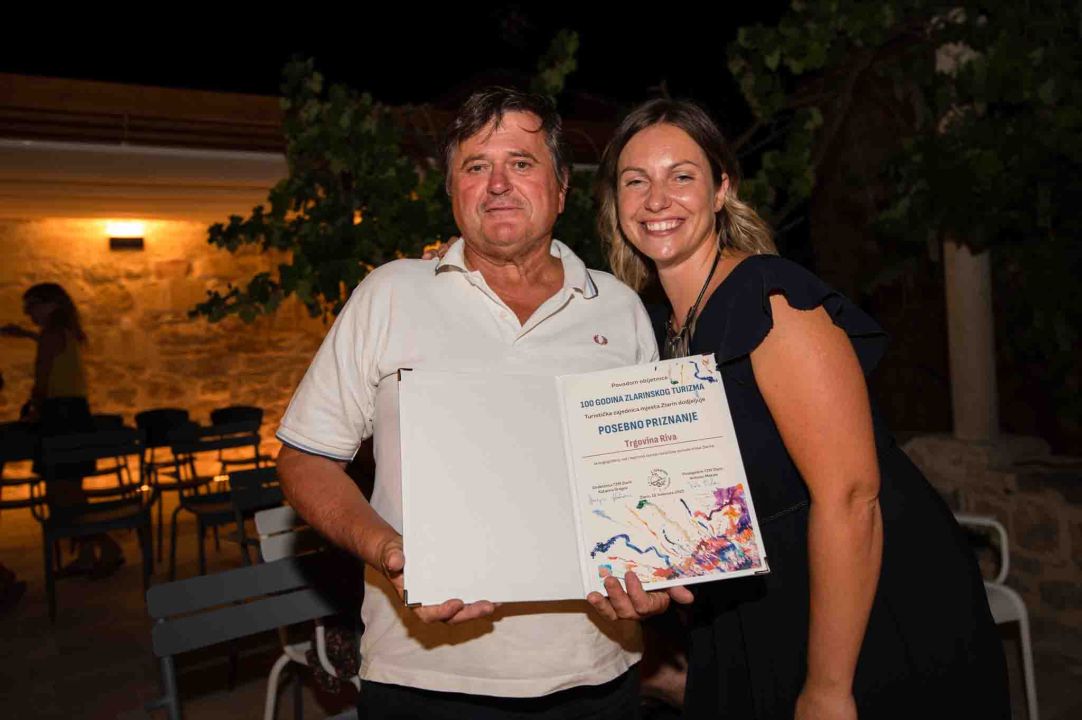 U kući Šare svečano proglašeni laureati zaslužni za 100 godina zlarinskog turizma