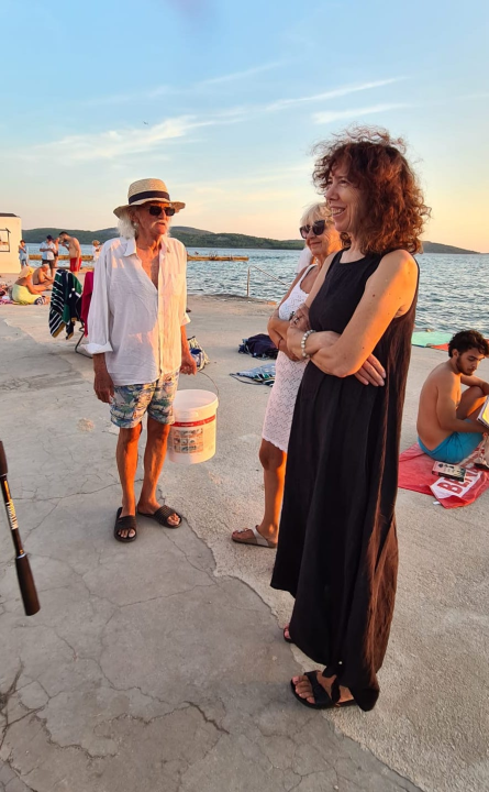 Ako ste mislili da kabine ne mogu biti šarenije, niste vidjeli izložbu Zdenke Bilušić
