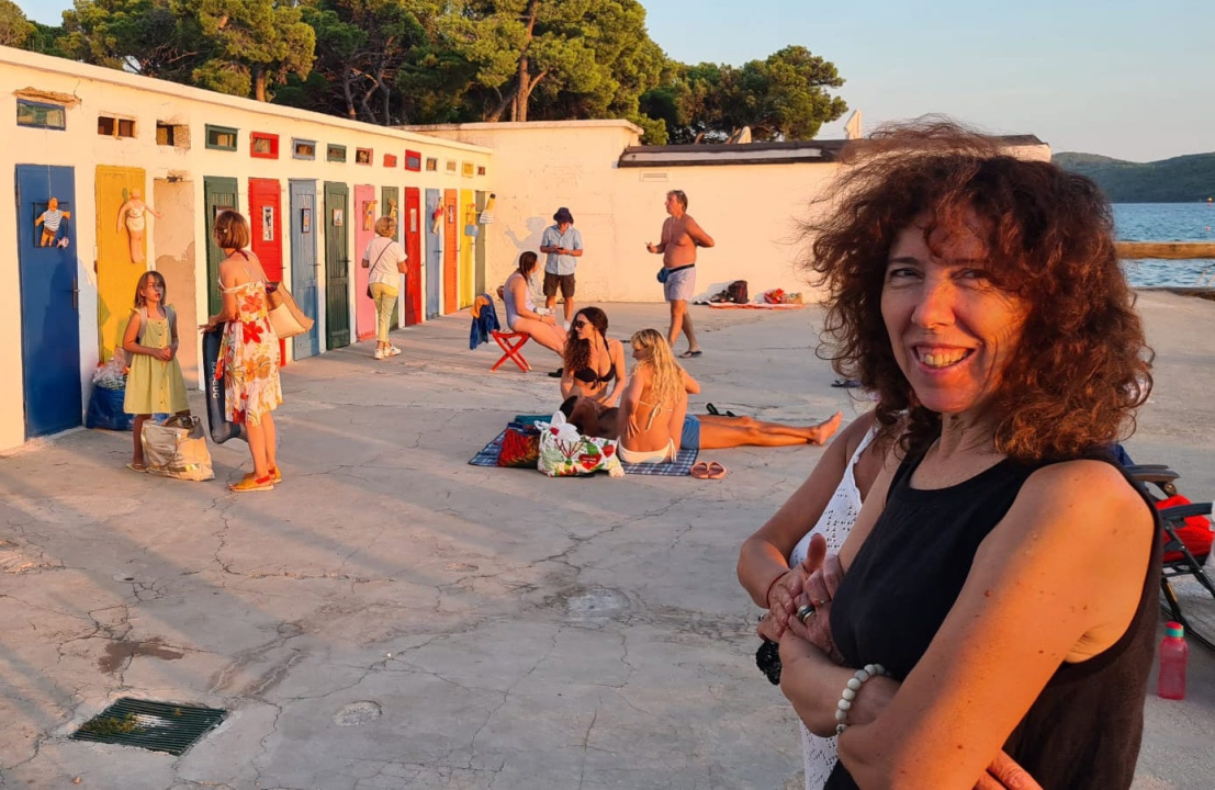 Ako ste mislili da kabine ne mogu biti šarenije, niste vidjeli izložbu Zdenke Bilušić