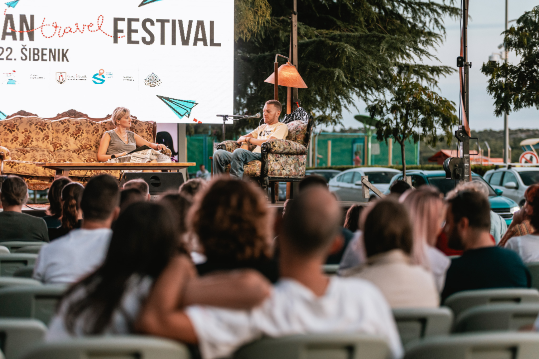 Svijet je na tri dana došao u Šibenik: Ispred Azimuta poslušajte zanimljiva putopisna predavanja!