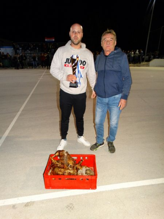 Budak pobjednik memorijalnog malonogometnog turnira hrvatski vitez Božidar Bašić 'Radašinovci 2022.'