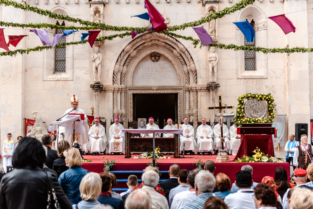 Misu povodom blagdana sv. Mihovila predvodio kotorski biskup mons. Ivan Štironja