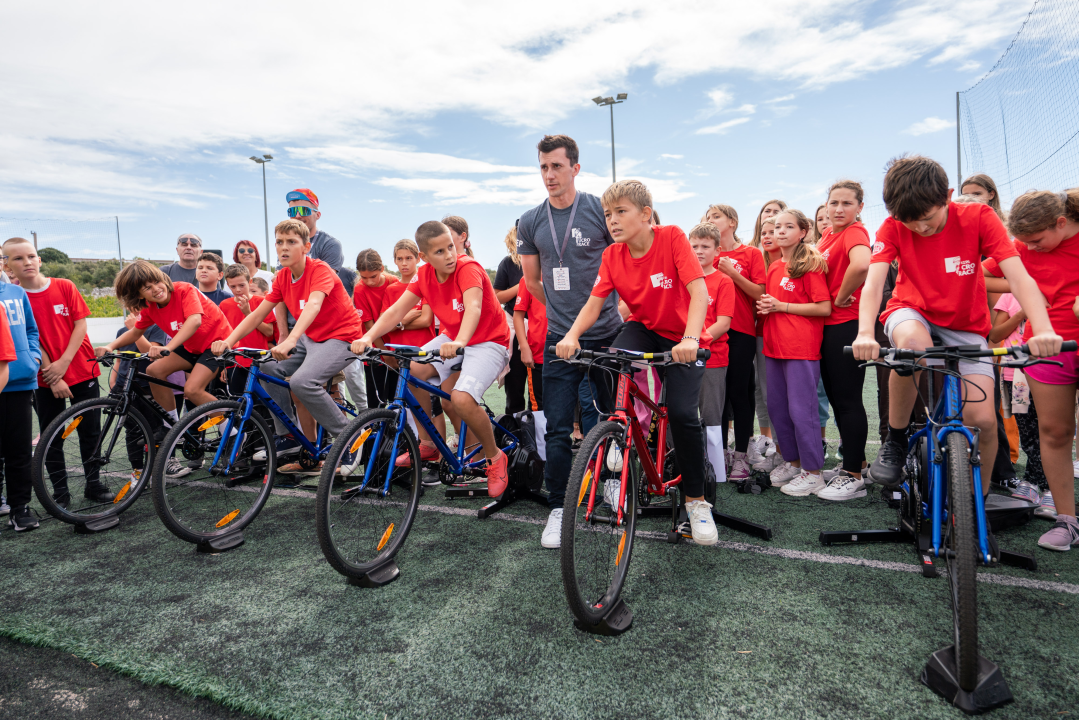 U Primoštenu održan Kids CRO Race: Matija, Leo, Dora i Isabella pobjednici su virtualne utrke 