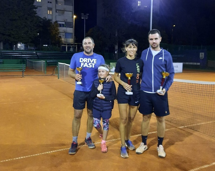 Završen teniski turnir "Sv. Mihovil": Kod muških slavio Fabijan Šprljan, Ani Matošin sve 3 titule