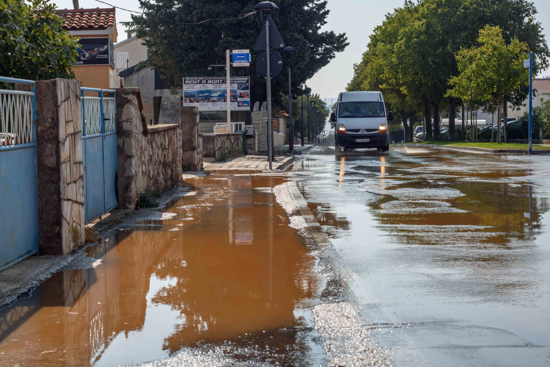 U Vodicama su u tijeku najavljeni radovi, nema poplave