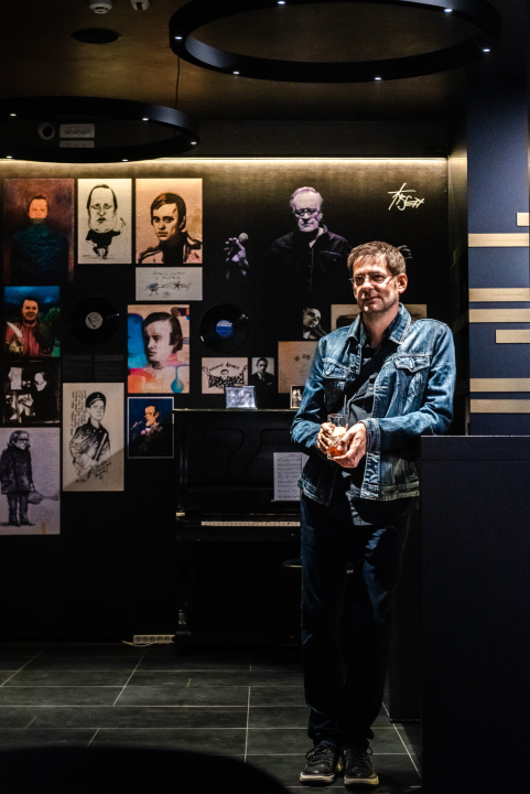 Totalno drugačija projekcija: Prije filma o Bowieju, posjetitelji u Arsenu uživali u glazbi i 'Stardust' koktelima