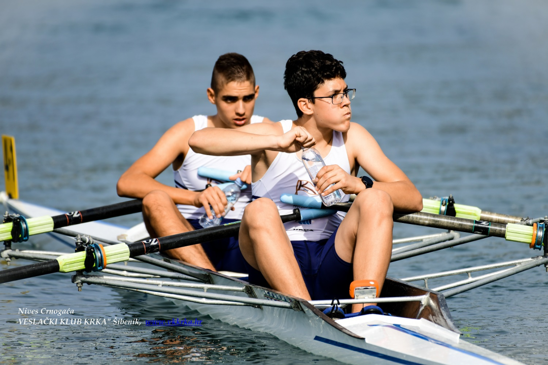 Veslačica i veslači 'Krke' vratili se iz Splita: Četiri zlata, šest srebra i jedna bronca