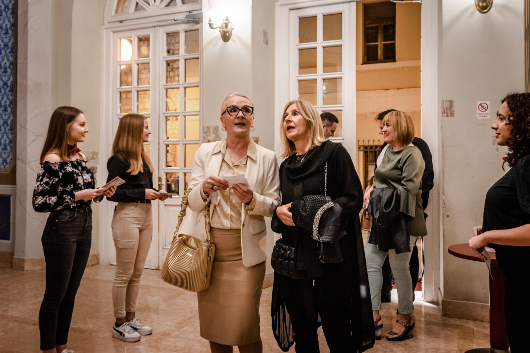 U šibenskom kazalištu izvedena premijera 'Prijevare': 'Stvarno vrlo intrigantno' 