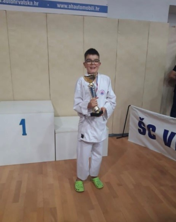 Karataši šibenskog Osvita vratili se iz Zadra s medaljama