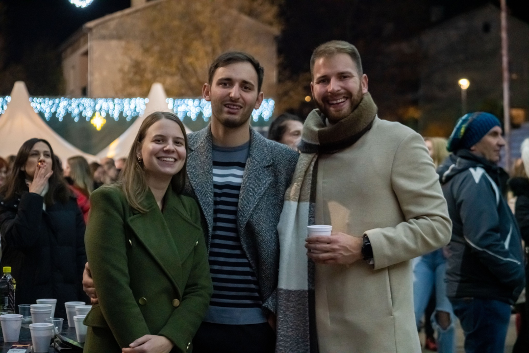 Giuliano&amp;Diktatori otvorili Kraljevski advent u Kninu