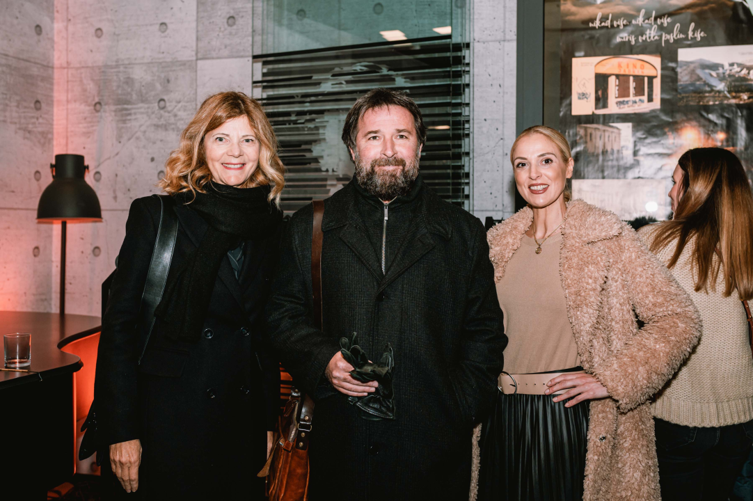 U Kući umjetnosti Arsen božićno druženje Tvrđave kulture: VR igre zaigrao i gradonačelnik!