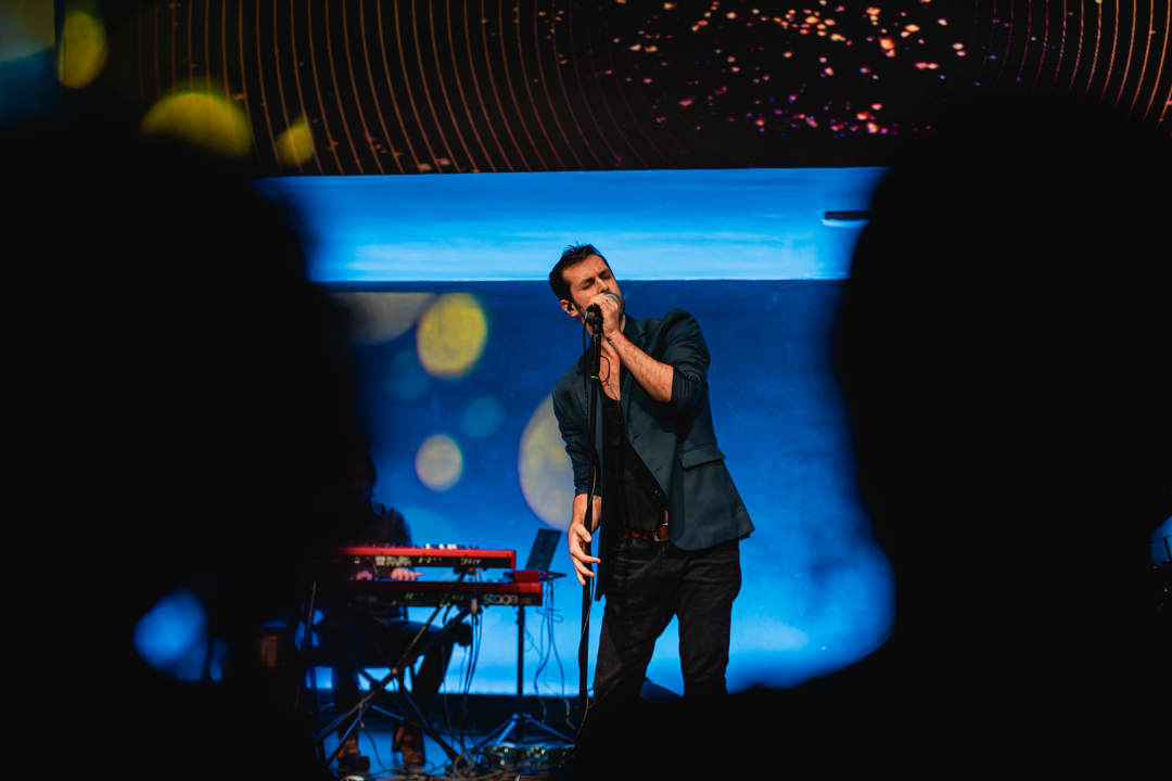 Boris Štok šarmirao i rasplesao, većinom žensku publiku u Arsenu