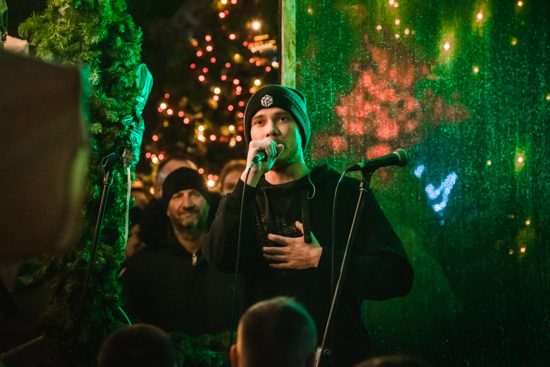 Osjetite duh blagdana u prekrasno uređenom cocktail baru Nautica! 