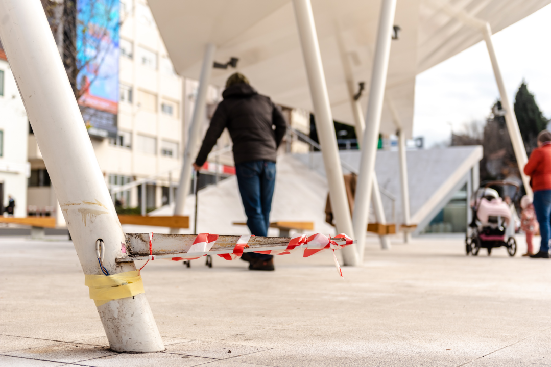 Misterij razotkriven: Sve klupe na Poljani bit će opet tamo idući tjedan  