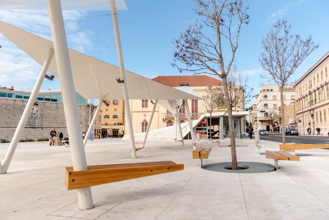 Misterij razotkriven: Sve klupe na Poljani bit će opet tamo idući tjedan  