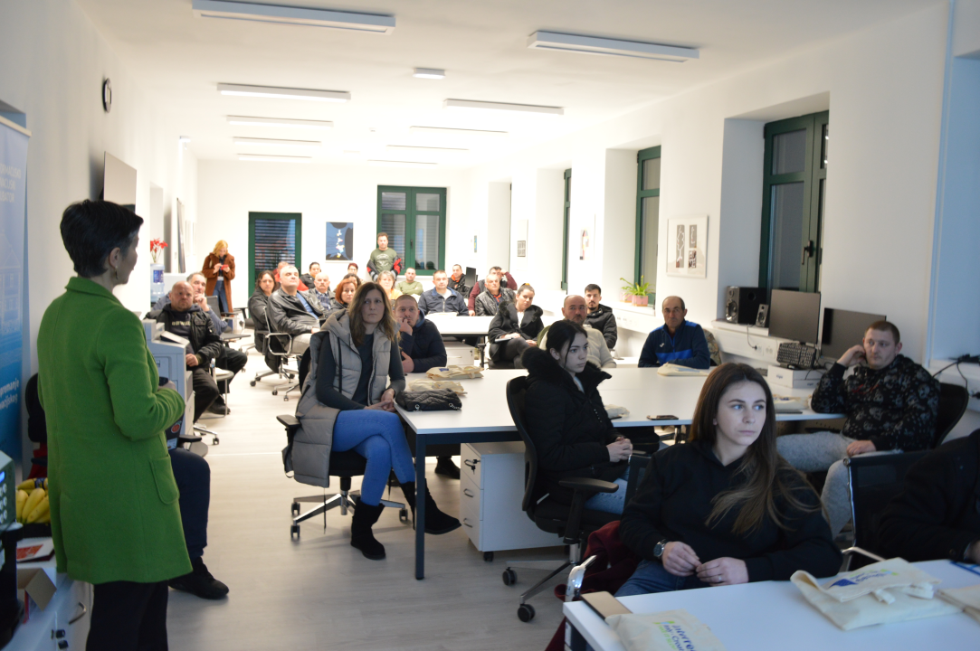 U Kninu održana radionica posvećena ekološkoj poljoprivredi i proizvodnji, certifikatu kvalitete i eko oznakama 