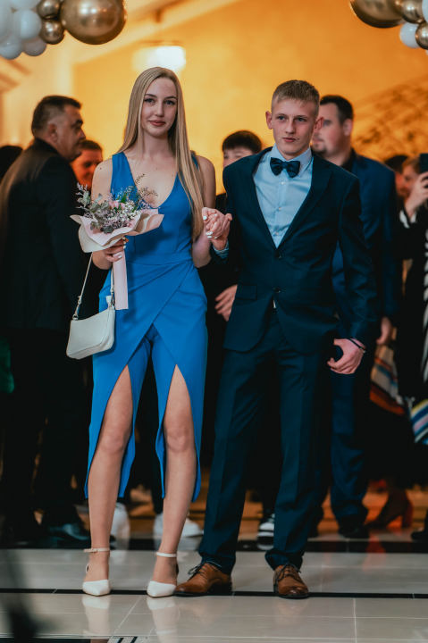 Učenici Prometno-tehničke škole Šibenik poput holivudskih zvijezda na maturalnom plesu (1)