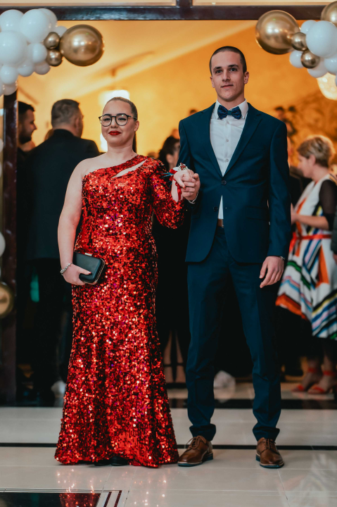 Učenici Prometno-tehničke škole Šibenik poput holivudskih zvijezda na maturalnom plesu (2)