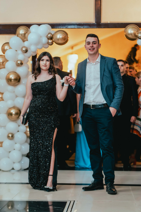 Učenici Prometno-tehničke škole Šibenik poput holivudskih zvijezda na maturalnom plesu (2)