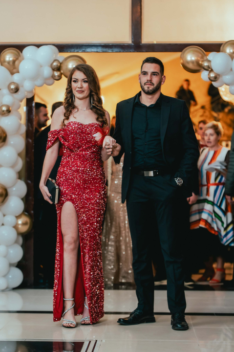 Učenici Prometno-tehničke škole Šibenik poput holivudskih zvijezda na maturalnom plesu (2)