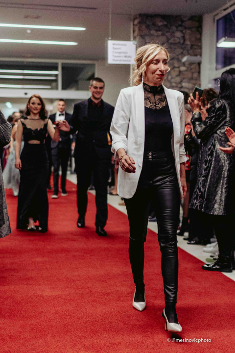 Zavirite na blještavi maturalni ples Turističko-ugostiteljske škole Šibenik (1)