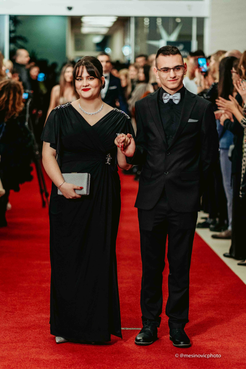 Gimnazijalci zasjali u večeri koju će pamtiti do kraja života! (1.dio)