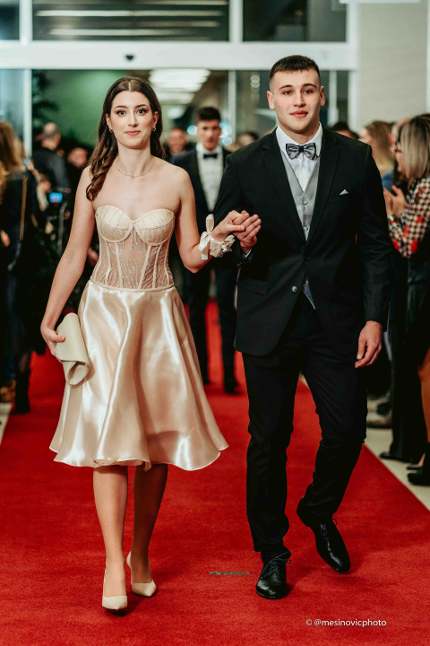 Gimnazijalci zasjali u večeri koju će pamtiti do kraja života! (1.dio)