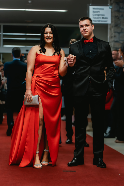 Pogledajte glamurozna izdanja maturanata Medicinske škole (2. dio)