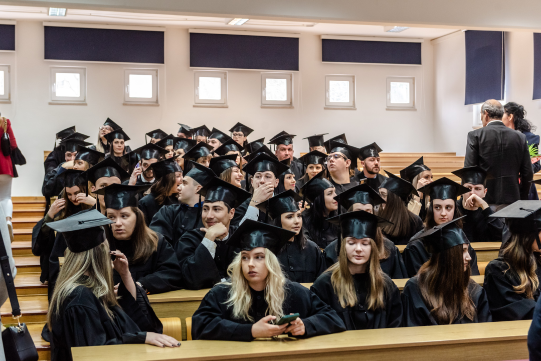 Svečana promocija studenata VUŠ-a: 'Vi ste budućnost naše zemlje i ona će biti onakva kakvom je vi oblikujete'