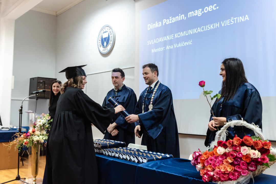 Svečana promocija studenata VUŠ-a: 'Vi ste budućnost naše zemlje i ona će biti onakva kakvom je vi oblikujete'