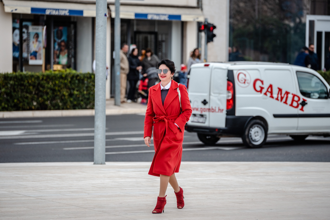 Moderni komadi koji nikad neće izaći iz mode: Evo tko nam je upao u oko ovaj tjedan!