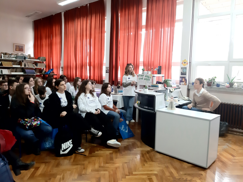 OŠ Petra Krešimira IV ugostila rumunjske učenike