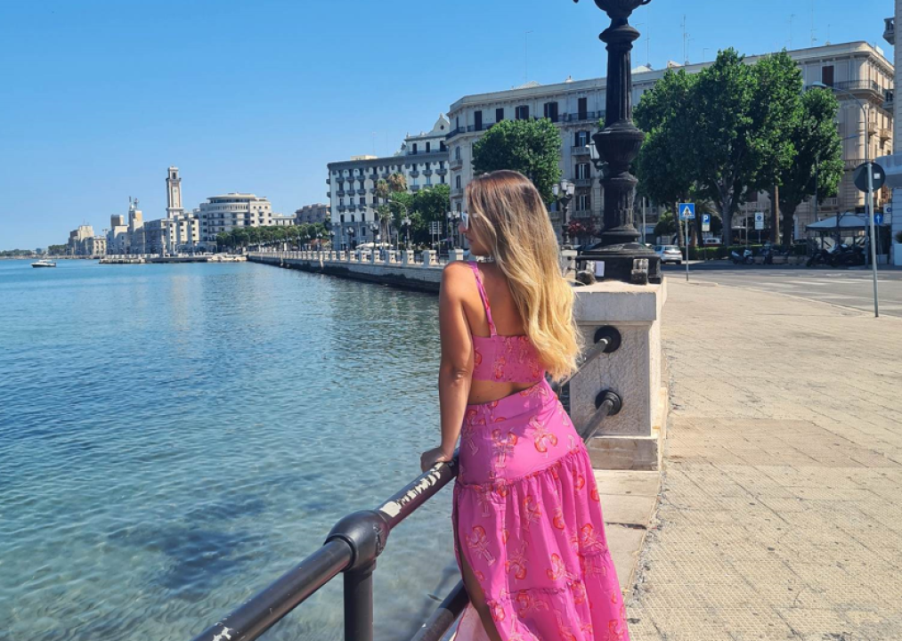 Šibenčanka Antonela izrađuje poseban nakit: 'Cvijeće uvene, ovako vječno živi u ogrlici'