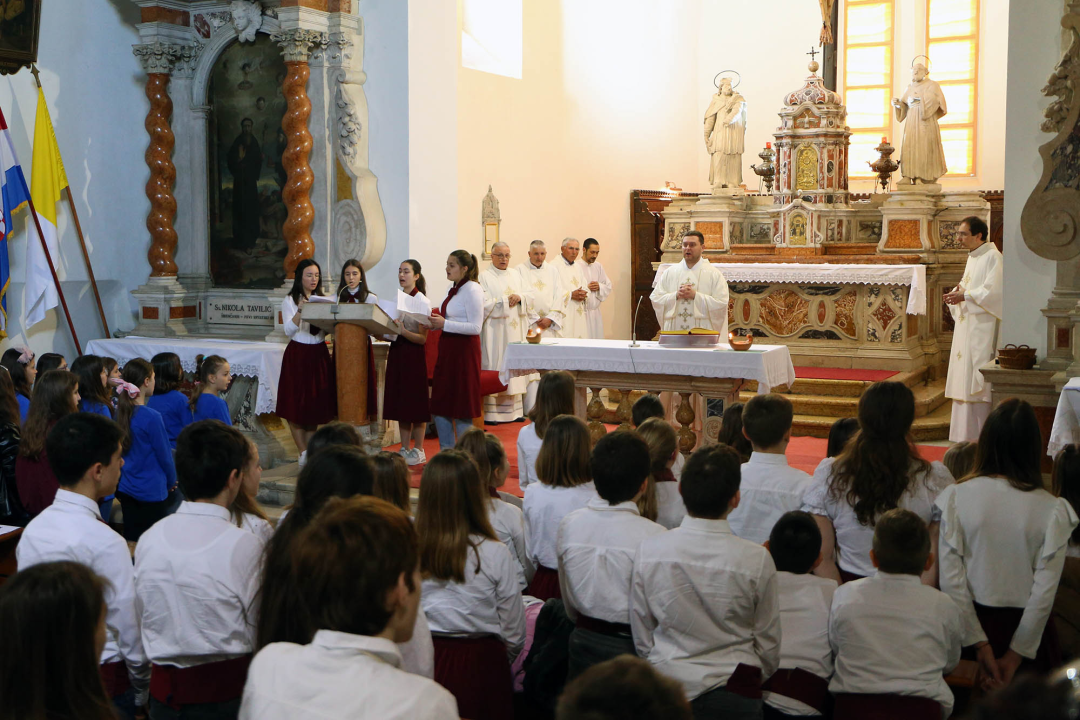 U sv. Frani održan susret dječjih crkvenih zborova