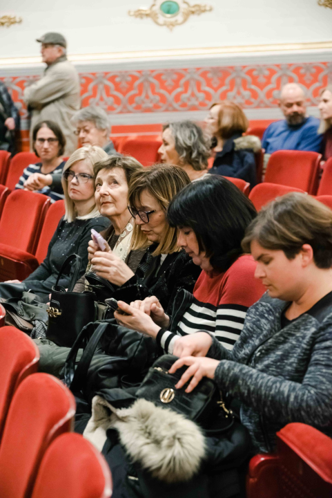 Tarik Filipović i Daria Lorenci napunili i oduševili šibensko kazalište