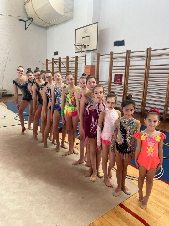Brojne medalje za ritmičarke 'Šibenik-Dalmacije': Odlični nastupi u Trogiru 