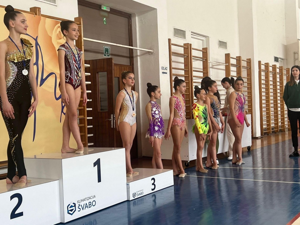 Brojne medalje za ritmičarke 'Šibenik-Dalmacije': Odlični nastupi u Trogiru 