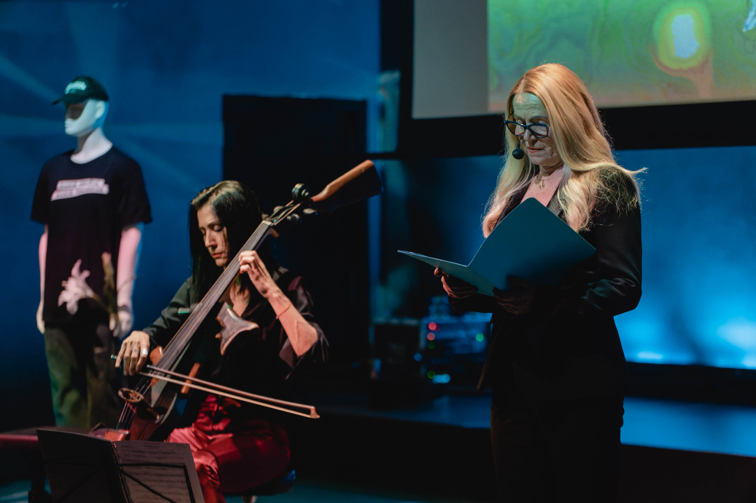 Ana Rucner u Arsenu svirala na violončelu od dragovoljno predanog ilegalnog oružja