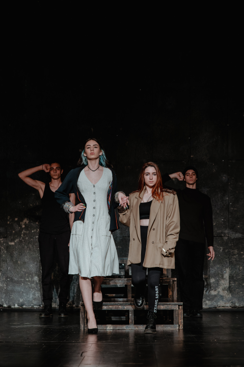 Fenomenalna predstava dramskog studija Ivana Jelić: ‘Repertoar’ traži granicu umjetnosti i profita