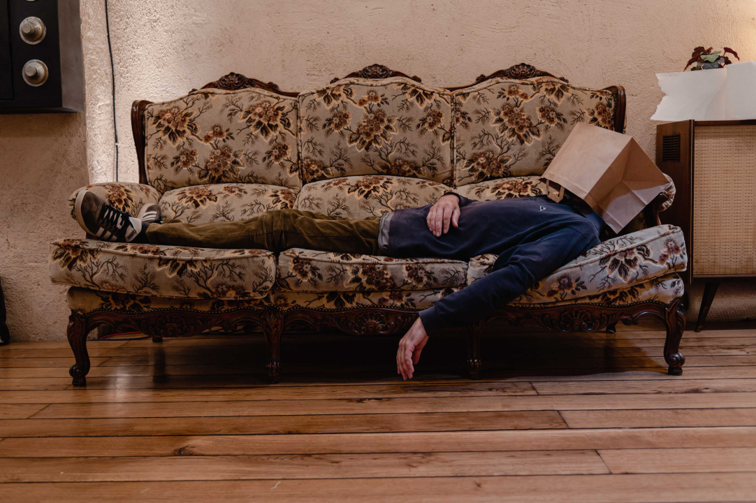 Koraljko Greben večeras u Azimutu: Bivši ovisnik predstavlja ‘Ljubav’, radove inspirirane emocijama!