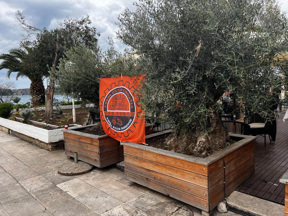 Stotinjak zaljubljenika u Vespe na šibenskoj rivi: Napravit će i đir do Drniša 