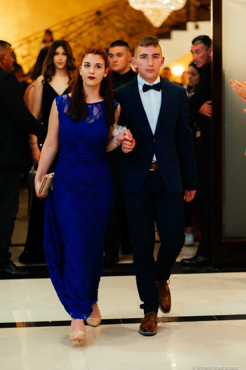 Zavirite na blještavi maturalni ples šibenske Industrijsko-obrtničke škole (1)