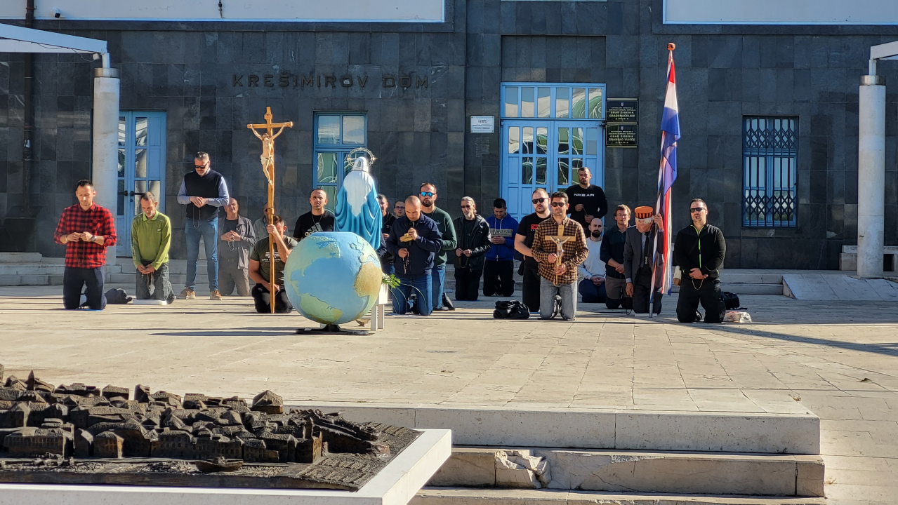 Molitelji i aktivisti dogurali do početka predsezone: Turisti dobili dodatni sadržaj