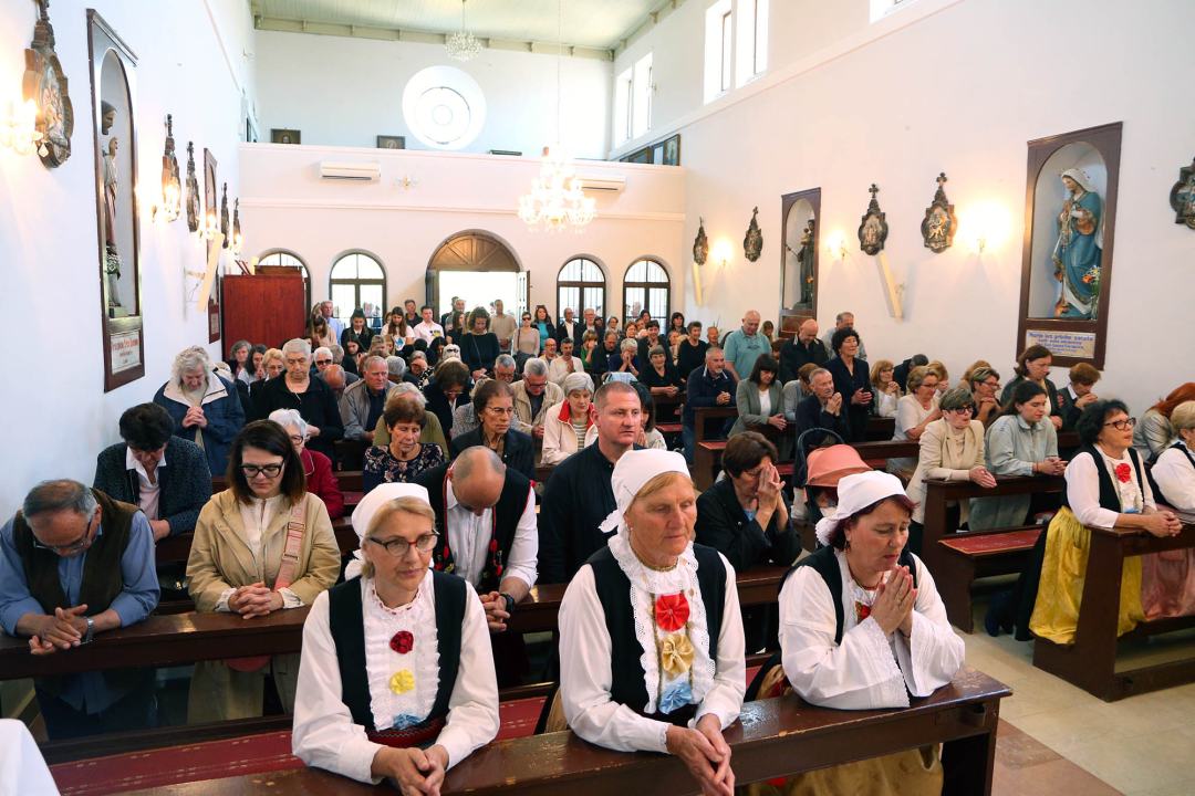 Svečano na Krapnju: Proslavljeno 500 godina od posvete crkve sv. Križa